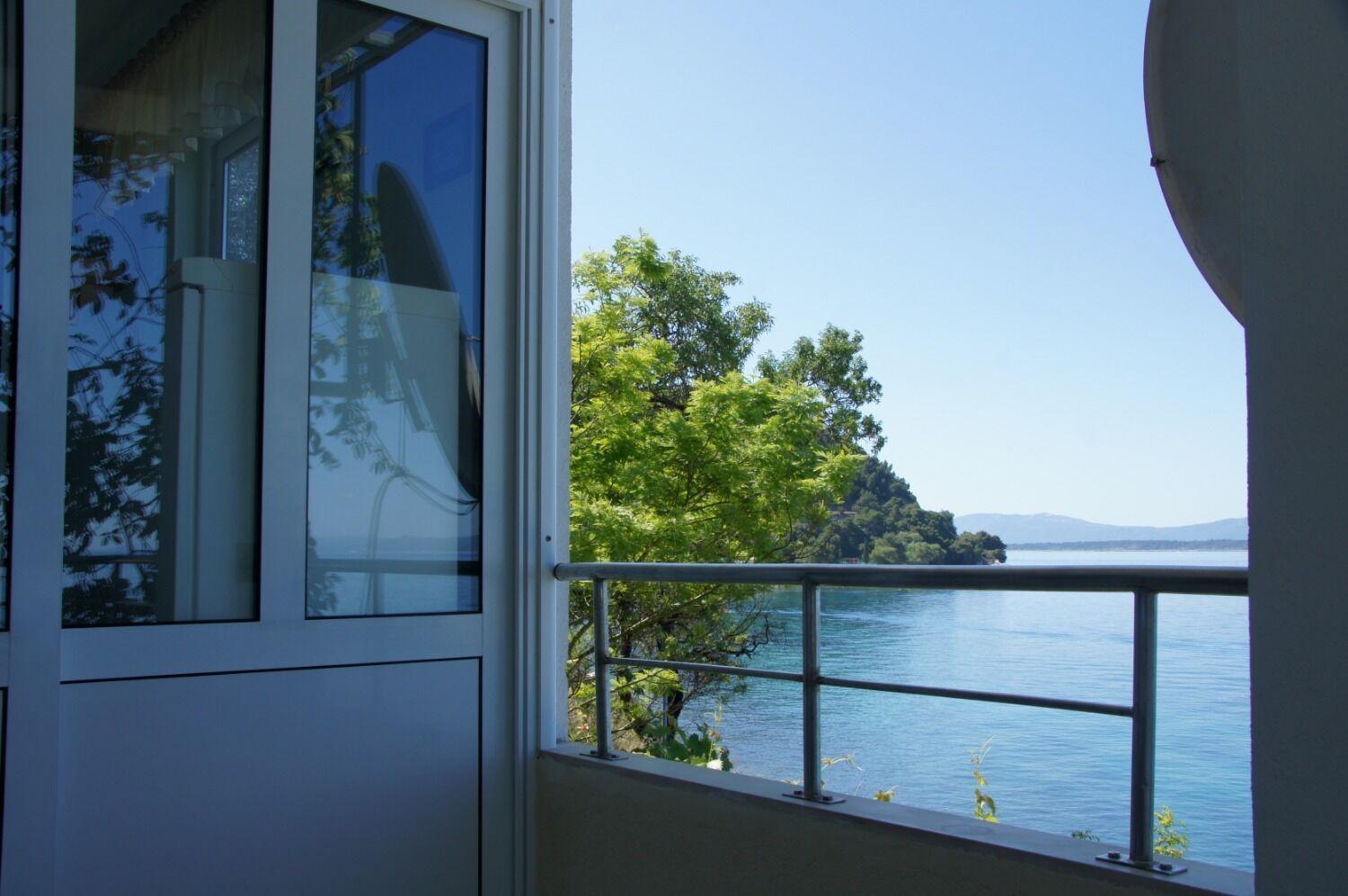 Apartments Sonja - By The Sea Živogošće Buitenkant foto